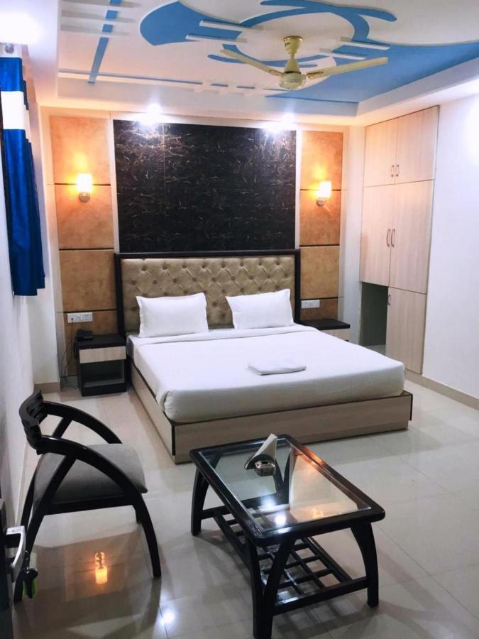 The Magnum Bed and Breakfast New Delhi Buitenkant foto