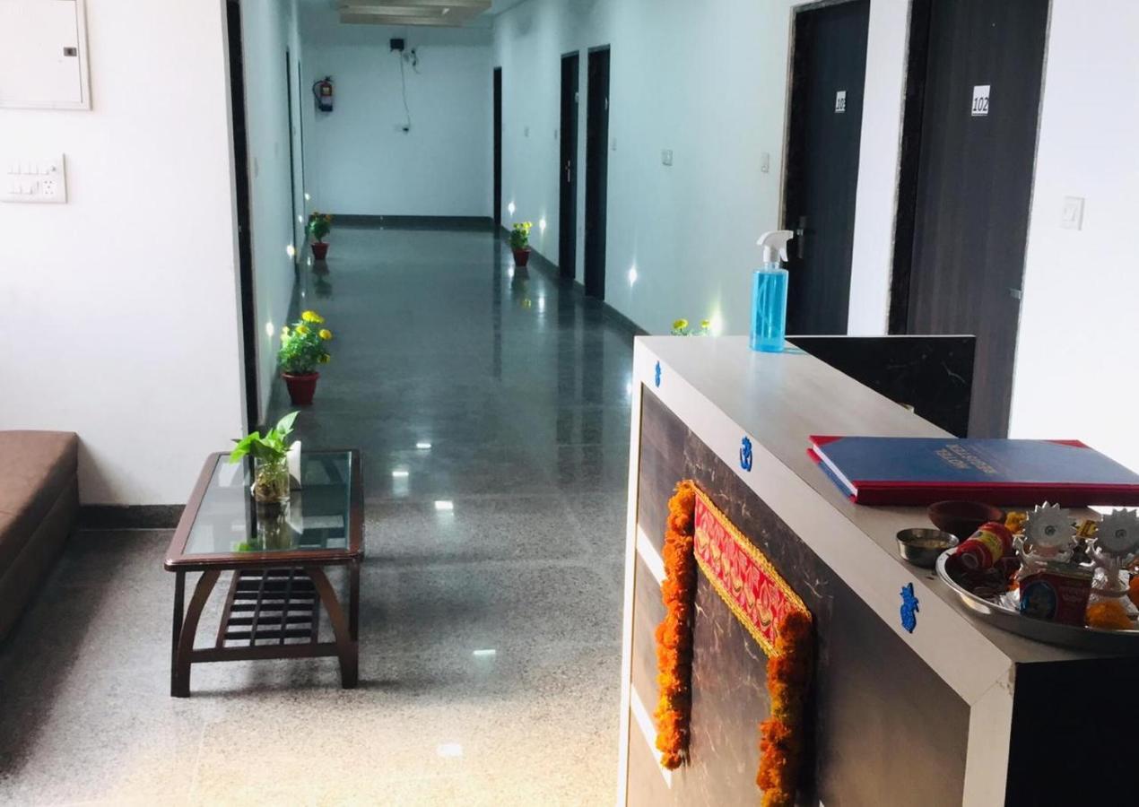 The Magnum Bed and Breakfast New Delhi Buitenkant foto