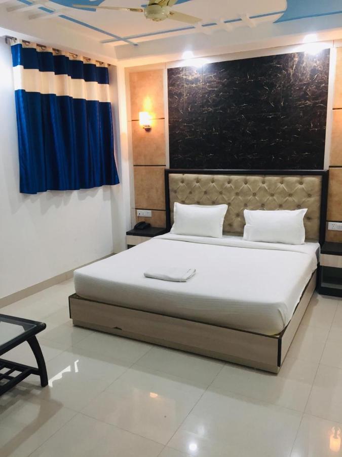 The Magnum Bed and Breakfast New Delhi Buitenkant foto