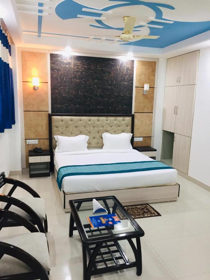 The Magnum Bed and Breakfast New Delhi Buitenkant foto